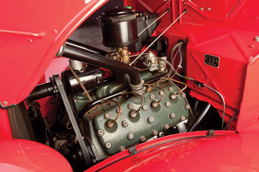  Ford V8 Panel Delivery 1937 года  (фото 14 из 14)